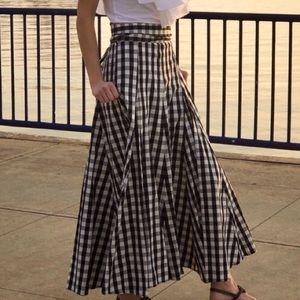Who What Wear size 4 Black and White Gingham Maxi Skirt
